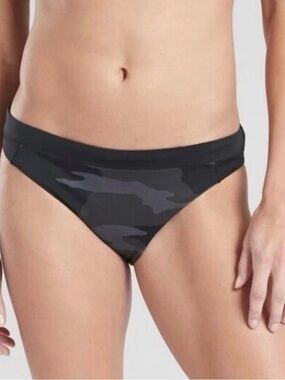Athleta NWT Freestyle Black Camo Bikini Bottom Size XXS